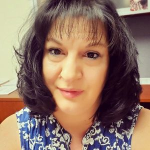 Meet your Posher, Cynthia